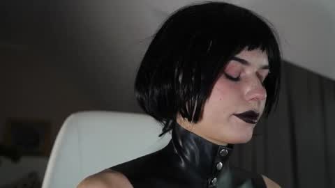 Pansy online show from February 15, 7:01 pm