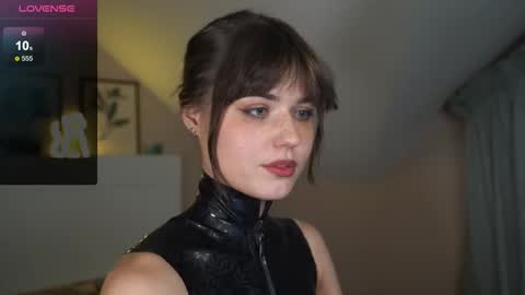 Pansy online show from October 13, 3:03 pm