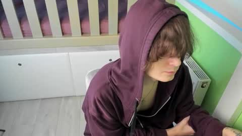 Alex online show from December 4, 5:07 am