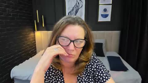 Lea online show from January 31, 7:11 pm