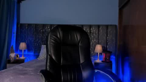 Lea Velle online show from April 15, 4:38 am