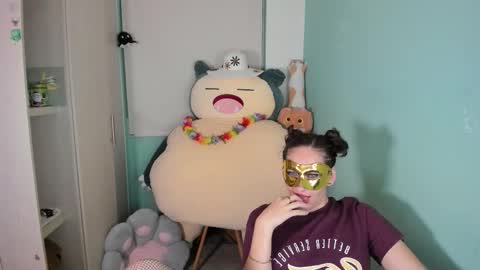 Laura online show from February 28, 3:21 am