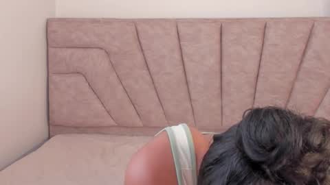 leahaltomm online show from October 20, 8:36 pm