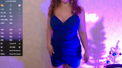 Snapshot of leahbarton chatting on December 26, 2:05 pm Leah Barton online show from December 26, 2:05 pm