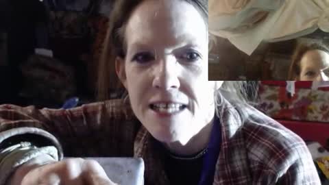 Lovely Leah online show from February 6, 12:54 am