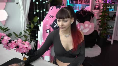 Leah online show from February 27, 8:53 pm