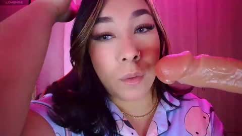 leah online show from January 19, 8:46 am