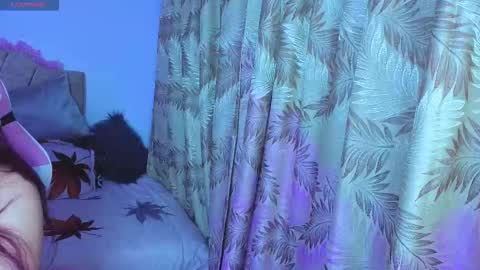 leakitten_ online show from October 15, 1:31 am