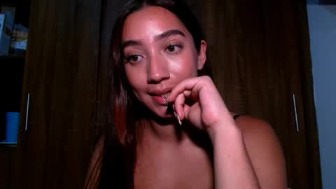 leanaalhub online show from October 31, 4:35 am