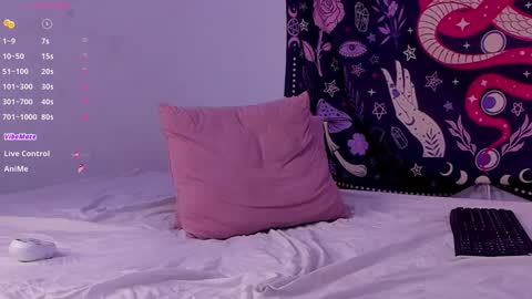 leaneseb online show from February 2, 2:06 am