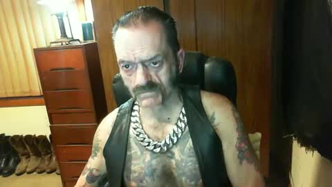 leathergreaser online show from February 8, 7:05 pm