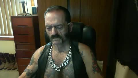 leathergreaser online show from March 2, 11:53 pm