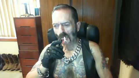 leathergreaser online show from February 13, 10:33 pm