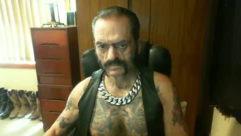 leathergreaser online show from January 27, 3:37 am
