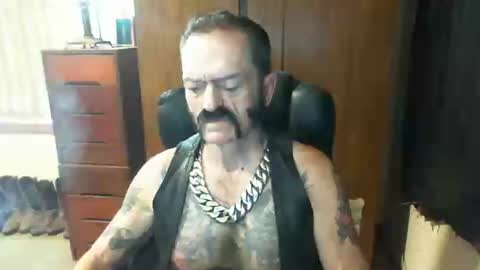 leathergreaser online show from February 26, 12:52 am