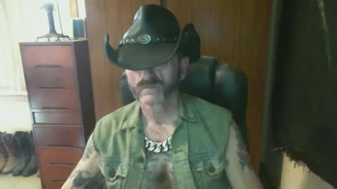 leathergreaser online show from February 11, 6:17 am