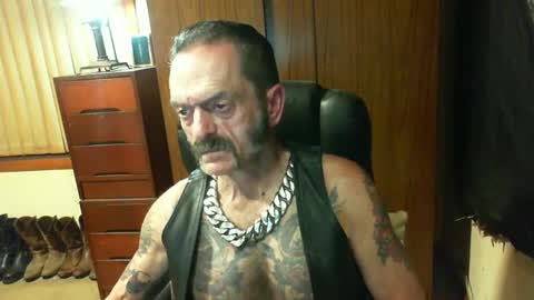 leathergreaser online show from February 9, 11:47 am