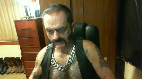 leathergreaser online show from February 9, 7:41 pm