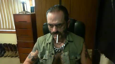 leathergreaser online show from February 23, 7:33 am