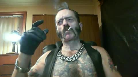 leathergreaser online show from March 5, 8:32 pm