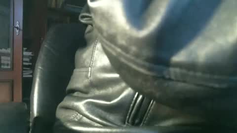 Snapshot of leathermotocross001 chatting on September 21, 5:50 pm Leathermotocross online show from September 21, 5:50 pm
