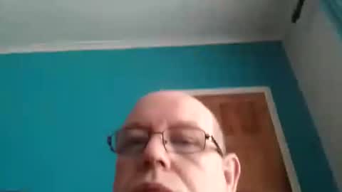 leatherpants68 online show from October 9, 7:36 am