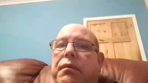 leatherpants68 online show from October 16, 9:02 pm