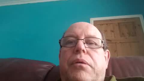 leatherpants68 online show from March 29, 1:24 pm