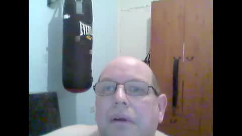 Snapshot of leatherpants68 chatting on December 14, 7:57 pm leatherpants68 online show from December 14, 7:57 pm