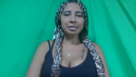 leatiana online show from February 21, 6:27 am