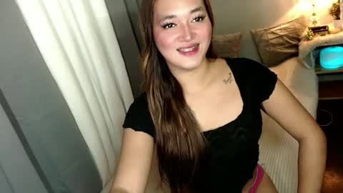 Snapshot of lebo_might chatting on December 29, 4:27 am Coleen online show from December 29, 4:27 am