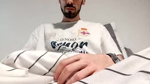 lecheroo21 online show from July 17, 9:17 pm