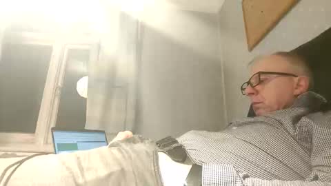 Snapshot of lechertachatte4444 chatting on January 18, 7:37 pm lechertachatte4444 online show from January 18, 7:37 pm