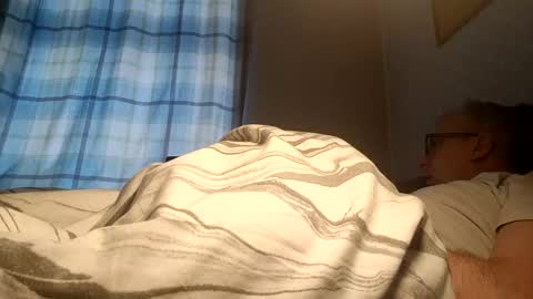 Snapshot of lechertachatte4444 chatting on December 29, 10:45 am lechertachatte4444 online show from December 29, 10:45 am