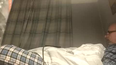 lechertachatte4444 online show from October 19, 10:14 pm