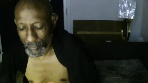 Ebony DeafGuy online show from July 6, 9:06 am