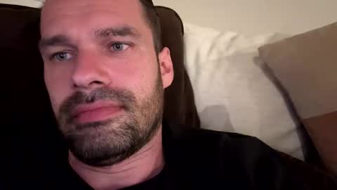 leexxx_69 online show from October 25, 2:23 am