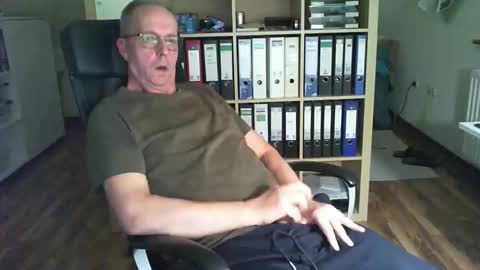 Dave online show from October 18, 4:44 pm