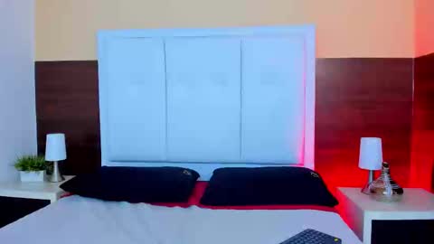 Savage and Anto online show from October 15, 3:21 am