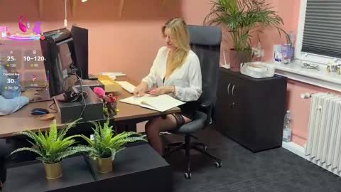 LegsLONG online show from October 13, 3:41 am