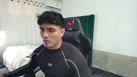 Snapshot of lei_77 chatting on September 12, 7:38 pm Lei online show from September 12, 7:38 pm