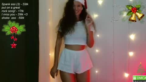 hey Im Leia and I love rock  online show from December 21, 4:57 pm