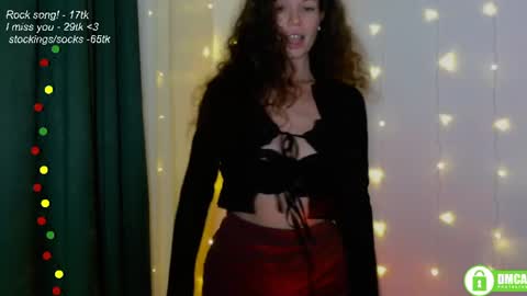 hey Im Leia and I love rock  online show from June 13, 7:24 pm