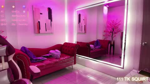 Leia.  online show from September 27, 12:03 pm