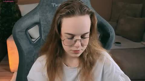Leia online show from May 9, 2:45 pm