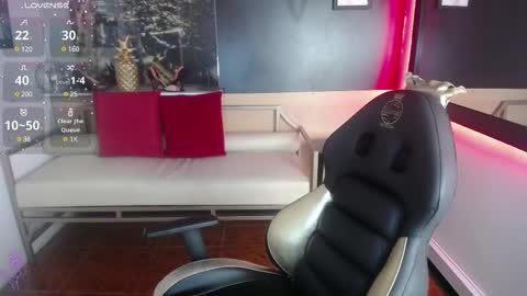 leidy online show from March 7, 12:45 pm