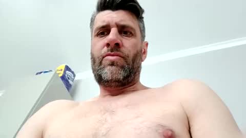 leightimmins001 online show from April 17, 2:30 pm