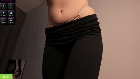 leiladream online show from October 12, 8:40 am