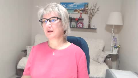 Leila Kinky online show from October 17, 5:44 am