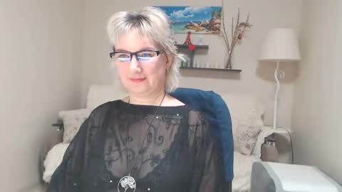 Leila Kinky online show from February 12, 7:02 am